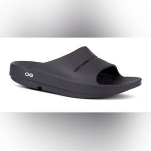Oofos Ooahh NWT Black Luxe Slides M9 W11 EU42
